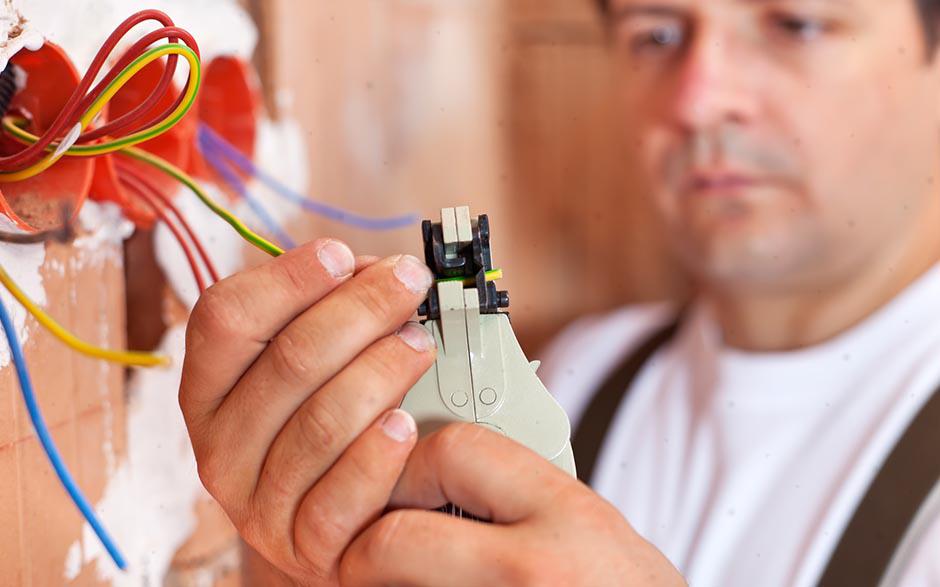 recherche travail électricien bâtiment Bondy